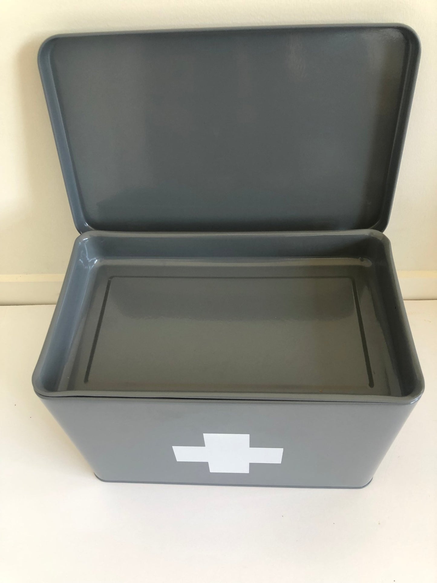 Family Essentials First Aid Kit - Tin only - parachutefirstaid