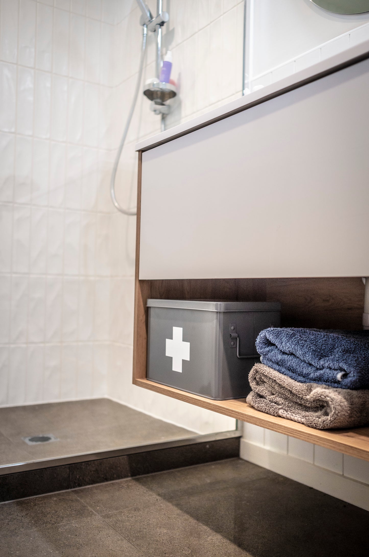 Family essential kit for your home first aid needs. Sustainable storage
